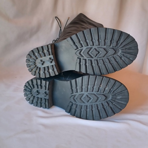 Torrid Corset Back Boots Black Vegan Leather Over The Knee Extra Wide 7.5WW - Picture 10 of 11